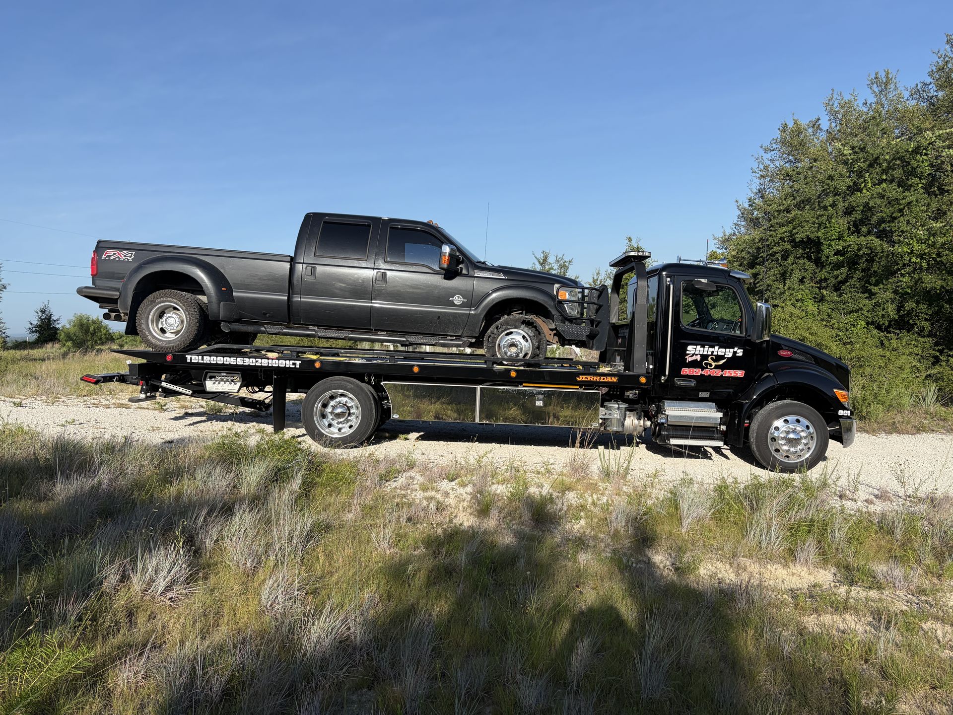 Shirleys Towing gallery photo