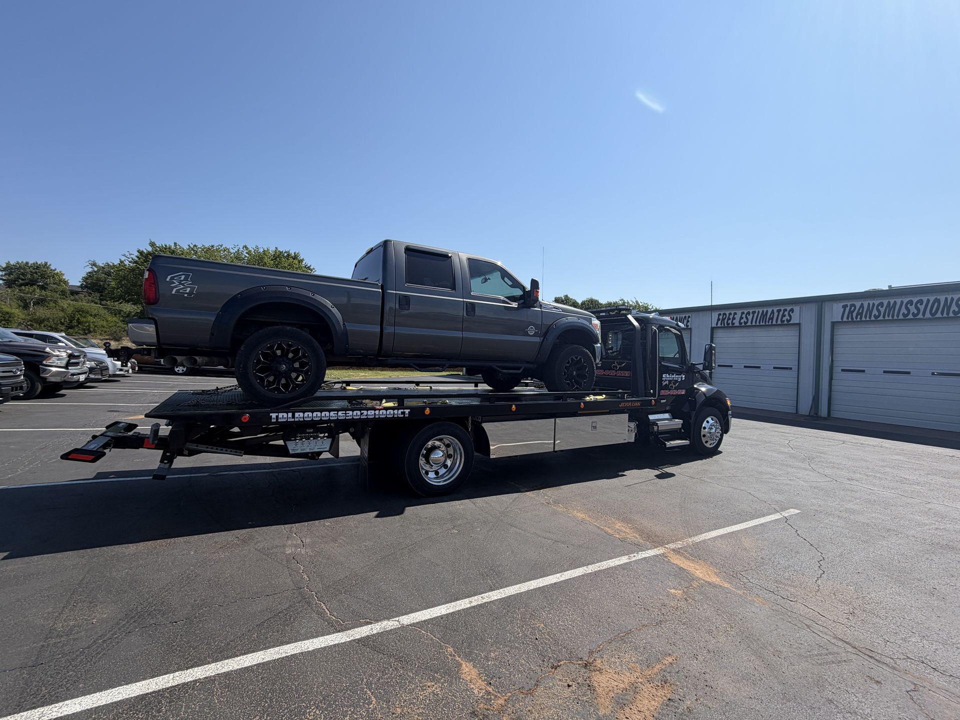 Shirleys Towing gallery photo