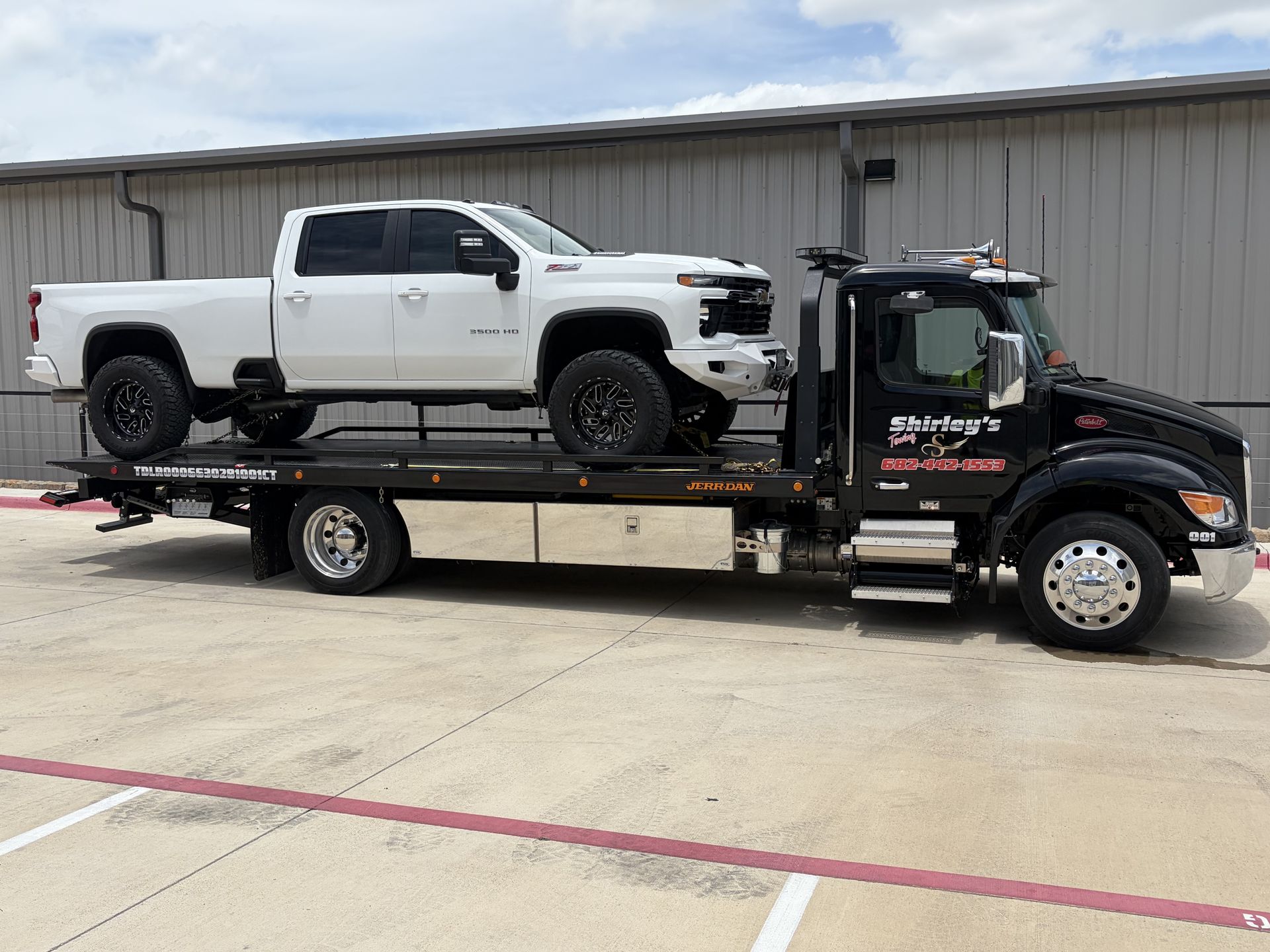 Shirleys Towing gallery photo